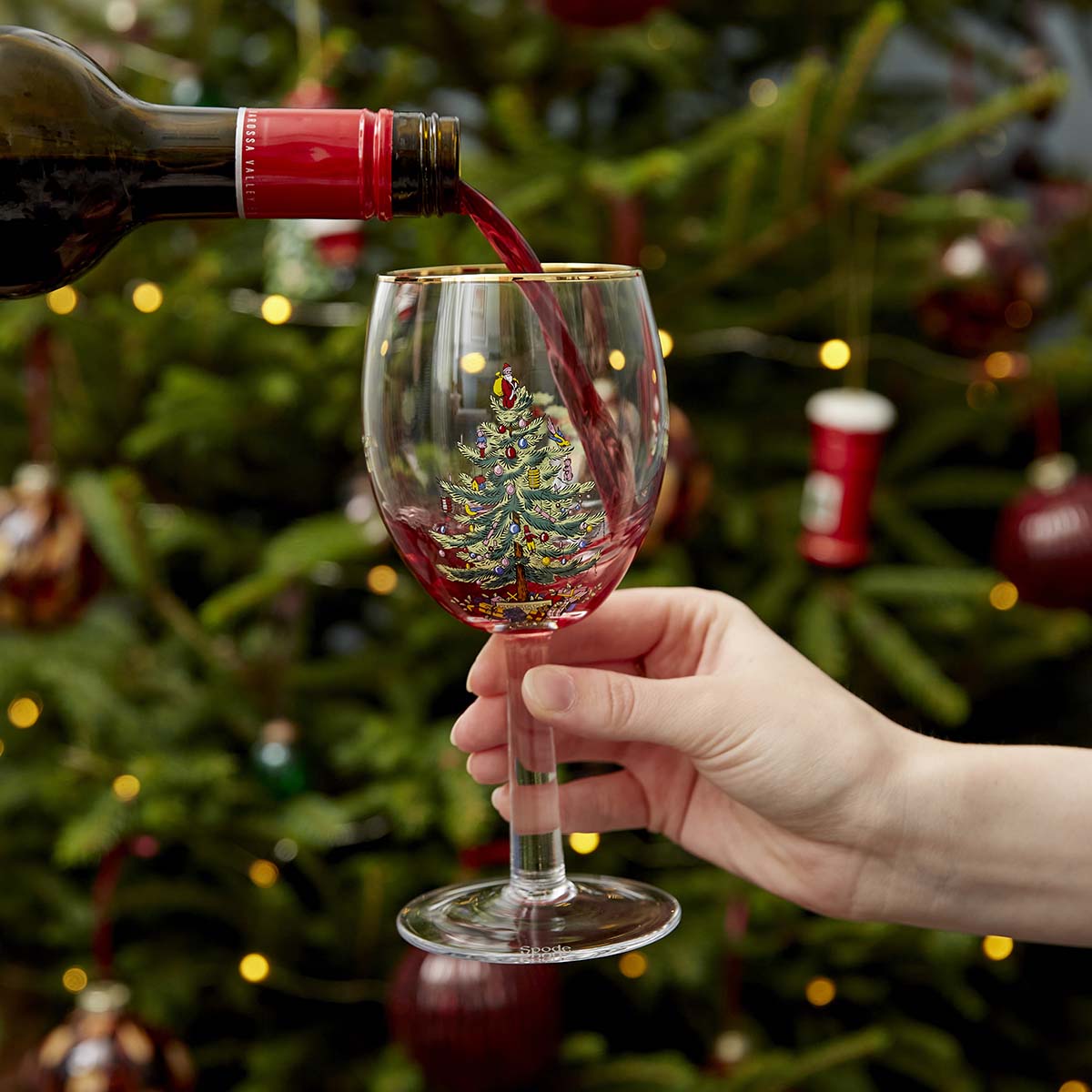 Christmas Tree Set of 4 Wine Glasses image number null